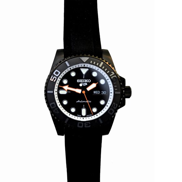 Custom SeikoMod 40mm Diver watch NH36 Automatic Movement sapphire Waterproof new - Picture 5 of 9